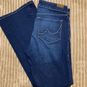 NWOT Ariat jeans 28 R.